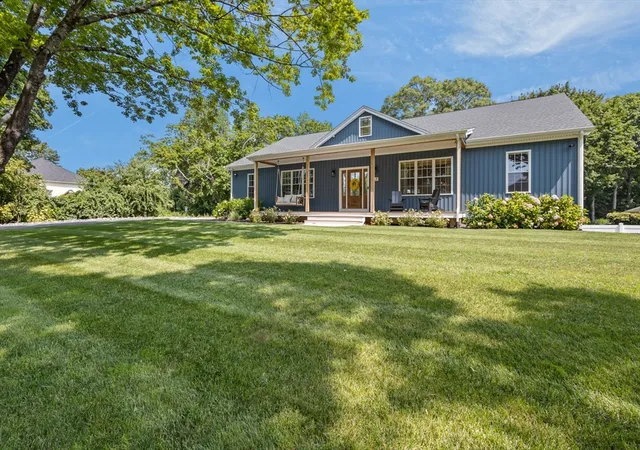 1st image of 18 Willis Ave, Seekonk, MA 02771 | MLS# 73562343