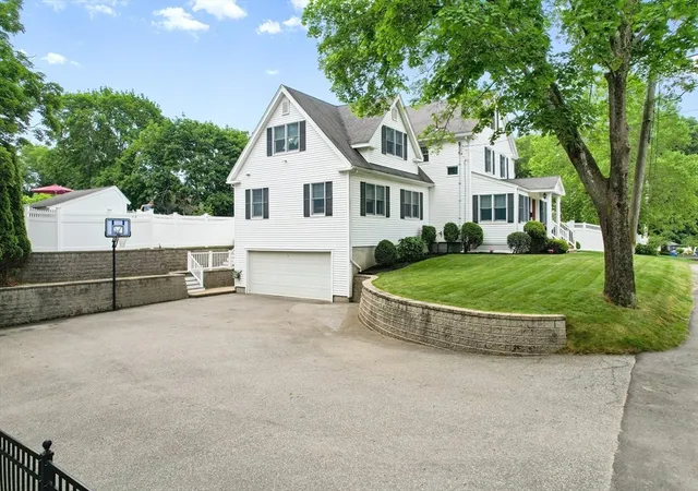 Homes for sale in Stoneham, MA | 15 Garden Road, Stoneham, MA 02180 | MLS# 73537876