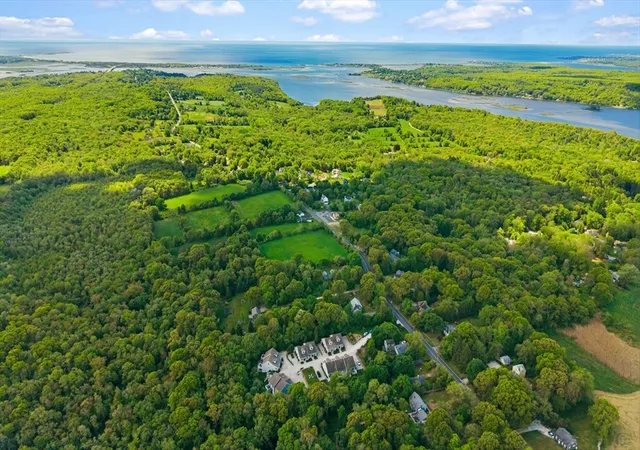 5th image of 1346 Main Rd #A1, Westport, MA 02790 | MLS# 73527498