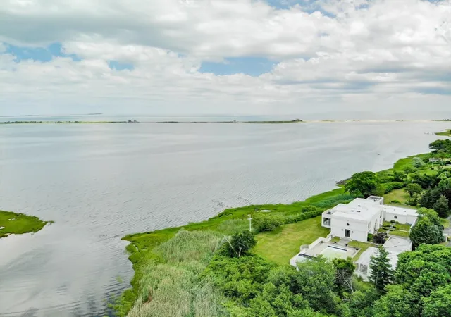 24th image of 214 Sandwich St, Plymouth, MA 02360 | MLS# 73559499