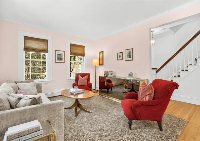 5th image of 39 Church St #39, Weston, MA 02493 | MLS# 73516945