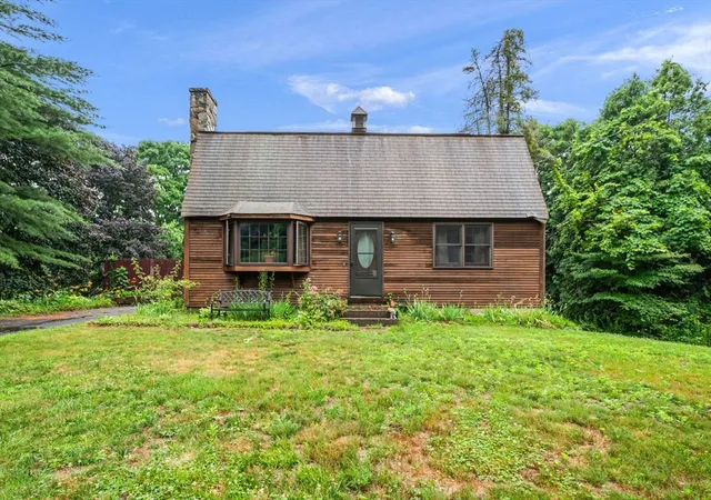 Homes for sale in Southwick, MA | 17 George Loomis Rd, Southwick, MA 01077 | MLS# 73546052
