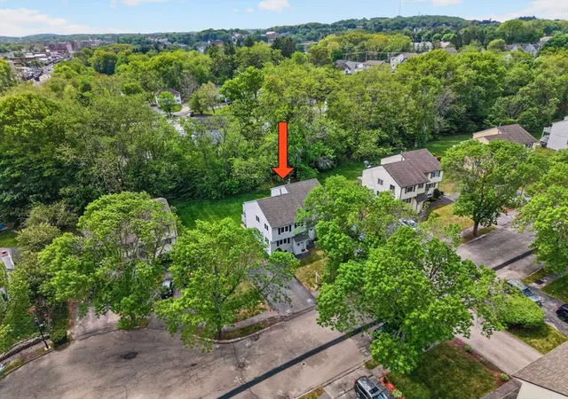 Homes for sale in Haverhill, MA | 27 Jefferey Ln, Haverhill, MA 01832 | Houzeo