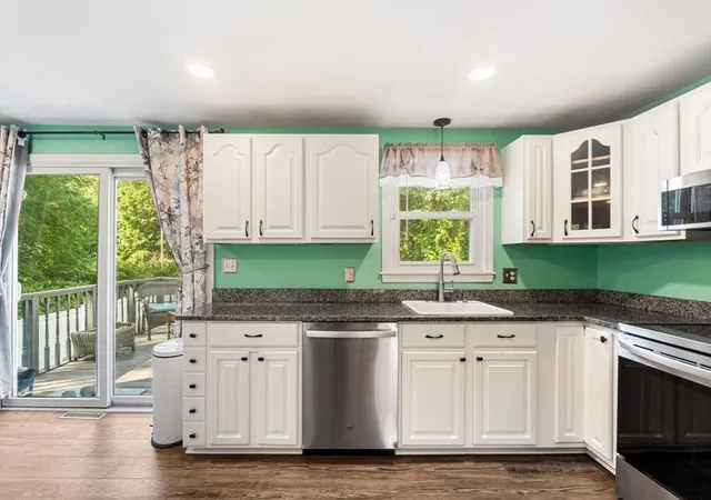 Photo 4 of Sale Pending at 64 Brand Ave, Wilmington, MA 01887 | MLS# 73563062 | Listing updated on 2026-10-02