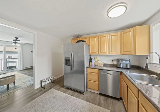 5th image of 6 Royal Dane Dr, Marshfield, MA 02050