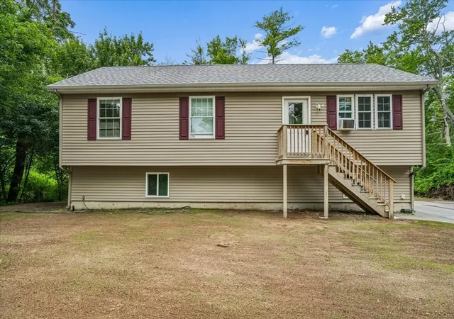 25th image of 10 Patricia Ave, Raymond, NH 03077 | MLS# 73551777