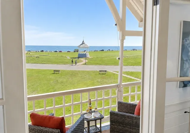 2nd image of 61 Ocean Avenue #4, Oak Bluffs, MA 02557 | MLS# 73521487