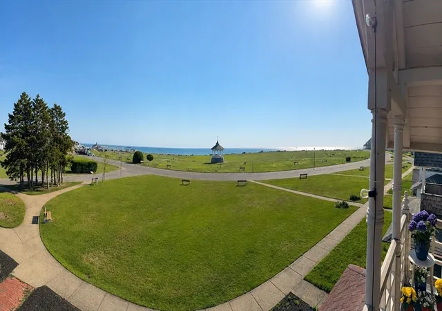 3rd image of 61 Ocean Avenue #4, Oak Bluffs, MA 02557 | MLS# 73521487