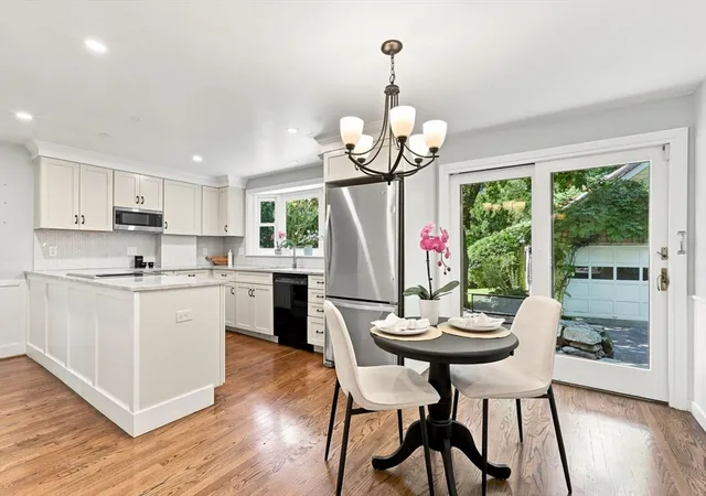 Photo 3 of Single family home for sale at 85 High St, Winchester, MA 01890 | MLS# 73565817 | Listing updated on 2026-08-25