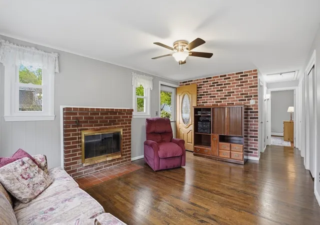 5th image of 35 Burnham Road, Lowell, MA 01852 | MLS# 73522469