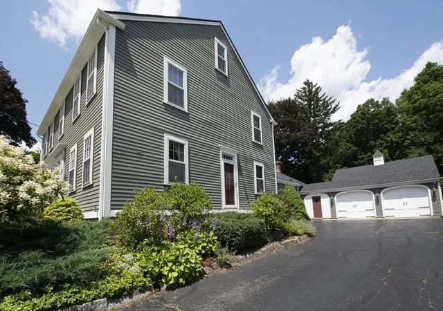 Homes for sale in Westborough, MA | 99 W Main St, Westborough, MA 01581 | MLS# 73548605