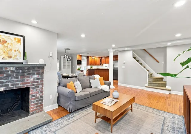 Photo 3 of Sale Pending at 181 Flagg Street, Worcester, MA 01609 | MLS# 73569077 | Listing updated on 2026-09-07