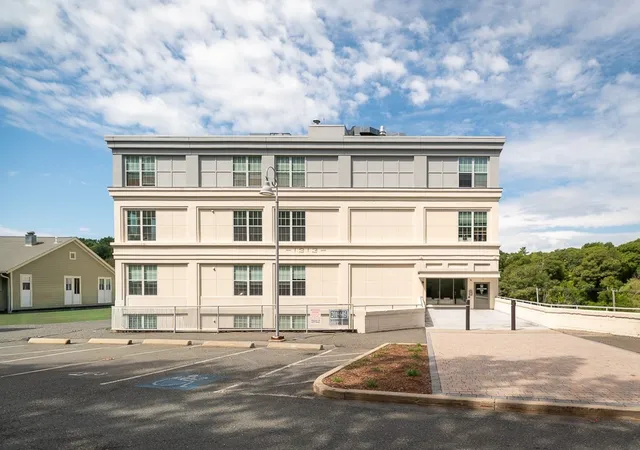 Homes for sale in Gloucester, MA | 24 Cobblestone Lane #401, Gloucester, MA 01930 | MLS# 73506599