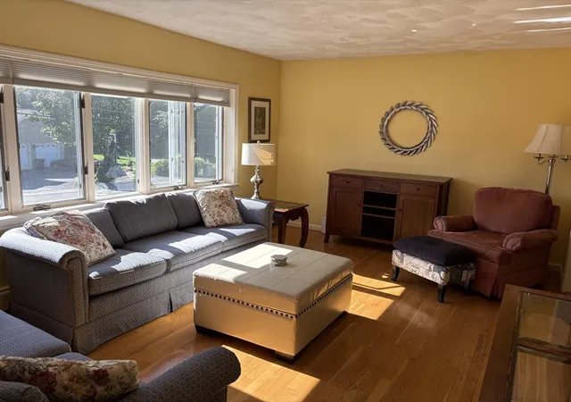 image of 4 Crest Road, Framingham, MA 01702 | MLS# 73560527