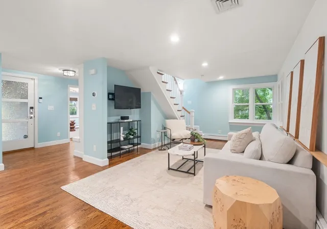 4th image of 298 Marked Tree Road, Needham, MA 02492 | MLS# 73551159