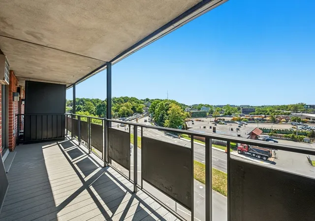 2nd image of 585 Revere Bch Pkwy, Revere, MA 02151