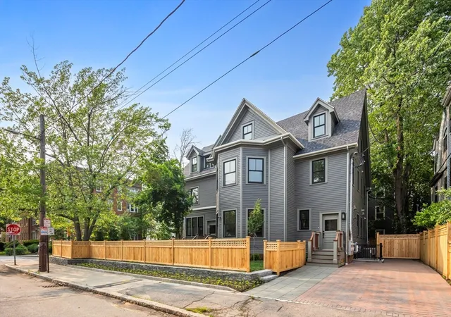 1st image of 43 Wendell Street #43, Cambridge, MA 02138 | MLS# 73529469