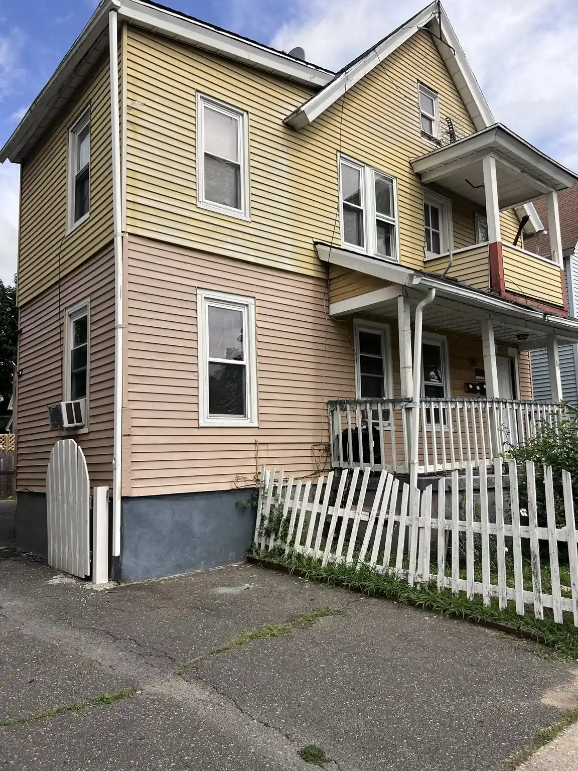 Photo 1 of Multi family home for sale at 60 Montmorenci St, Springfield, MA 01107 | MLS# 73577609 | Listing updated on 2026-09-19