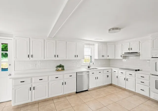 3rd image of 11 Lansing Road, Lynn, MA 01904 | MLS# 73562591