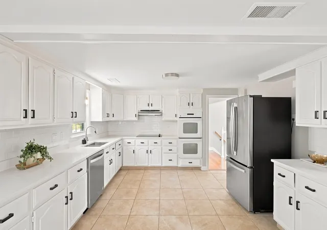 4th image of 11 Lansing Road, Lynn, MA 01904 | MLS# 73562591