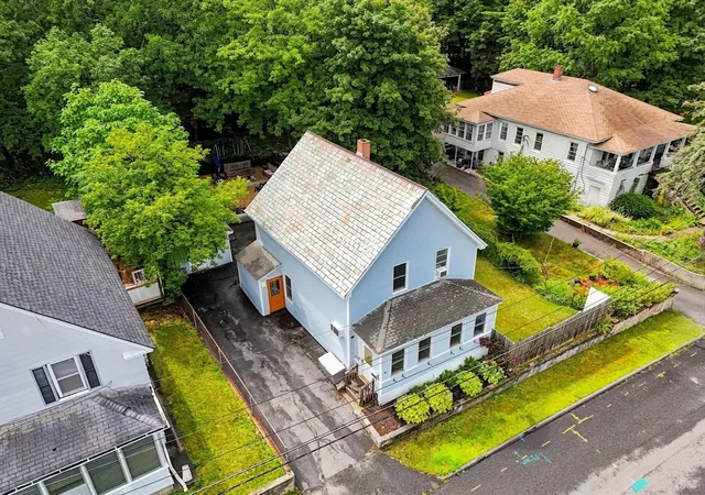 Photo 3 of Single family home for sale at 38 Belmont St, Fitchburg, MA 01420 | MLS# 73559425 | Listing updated on 2026-09-16