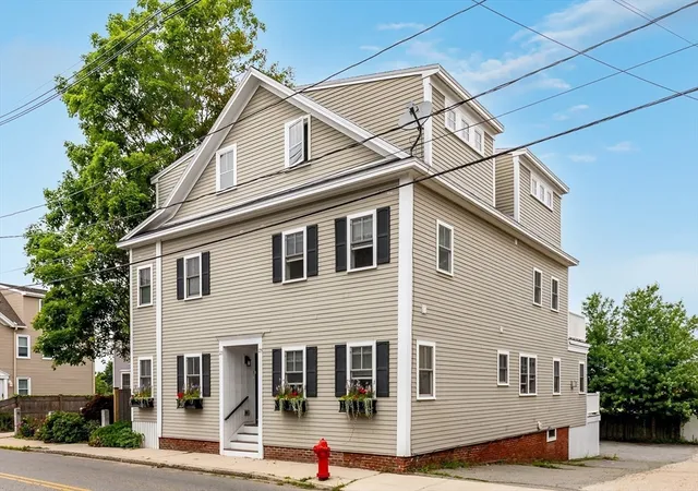 4th image of 125 Water St #125, Newburyport, MA 01950 | MLS# 73561133