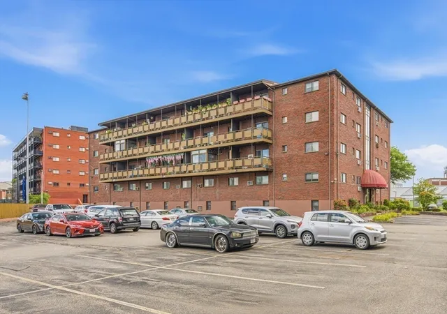 2nd image of 595 Revere Bch Pkwy, Revere, MA 02151