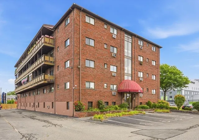 37th image of 595 Revere Beach Pkwy #40, Revere, MA 02151 | MLS# 73562633