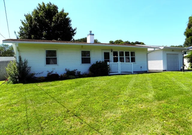 1st image of 4 S Richard St, Milford, MA 01757 | MLS# 73561268
