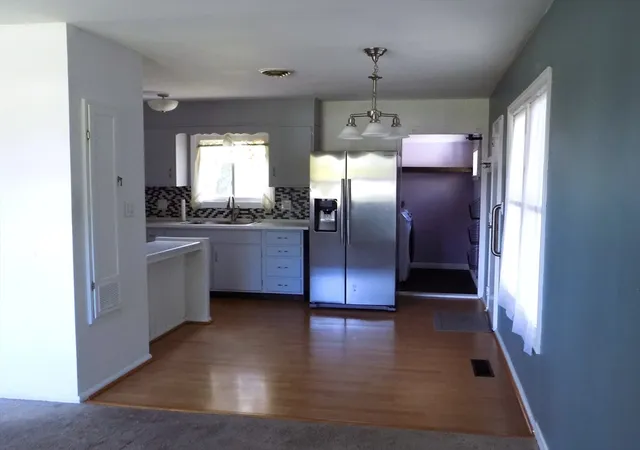 5th image of 4 S Richard St, Milford, MA 01757 | MLS# 73561268