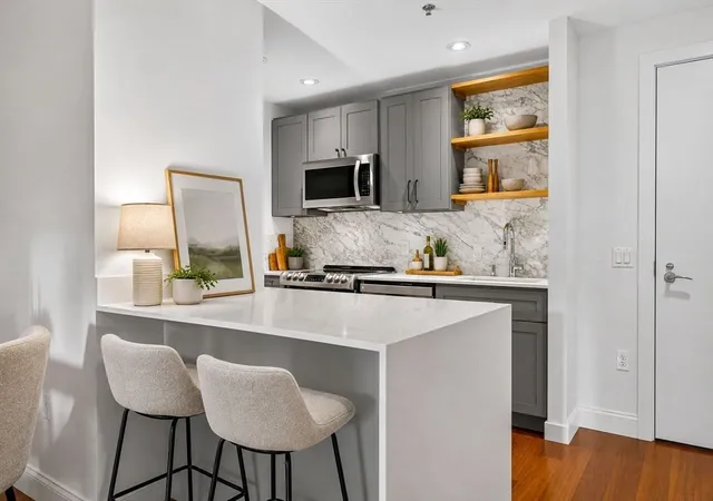 4th image of 17 Otis #D308, Cambridge, MA 02141 | MLS# 73556543
