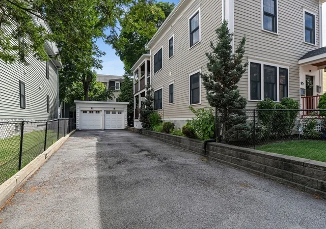 Listing Photo 1 - Condo for sale in building located at 95 Grn St, Boston, MA 02130 - Unit #2