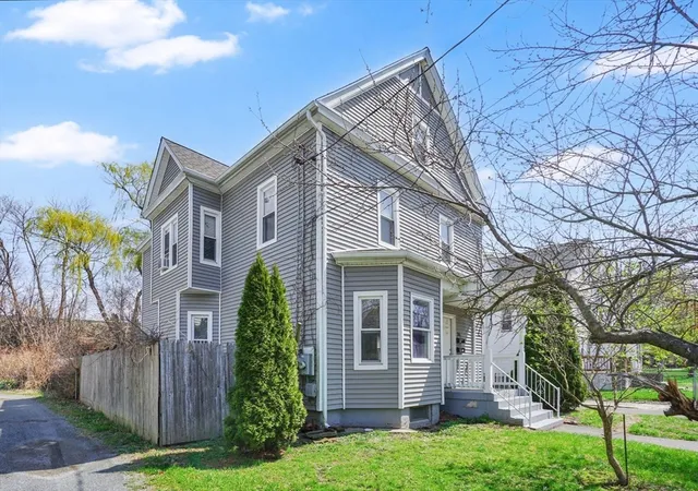 Homes for sale in Chicopee, MA | 38 Whitman St, Chicopee, MA 01013 | MLS# 73503246