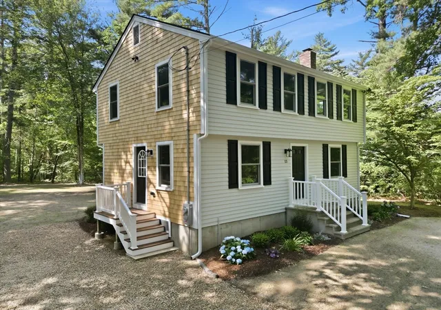 Homes for sale in Carver, MA | 13 Craig St, Carver, MA 02330 | MLS# 73535385