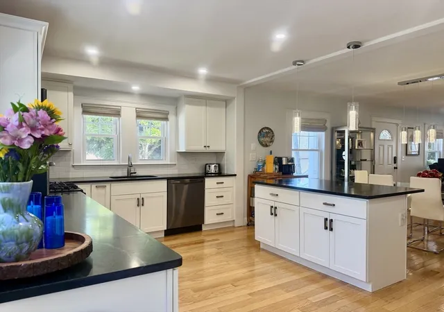 2nd image of 82 Main Street, Rockport, MA 01966 | MLS# 73547503