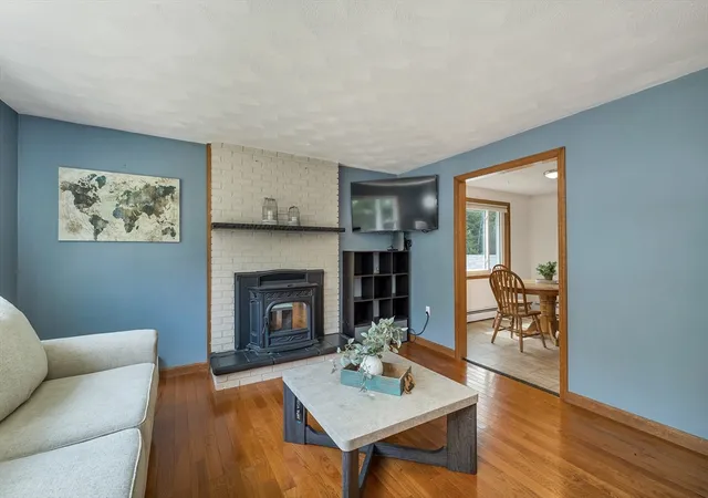 4th image of 7 Manter Mill Road, Londonderry, NH 03053 | MLS# 73569181