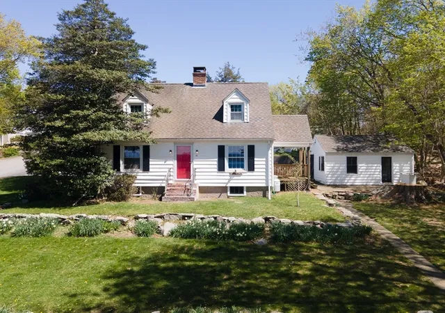 Homes for sale in Tiverton, RI | 6 Miles Ave, Tiverton, RI 02878 | MLS# 73512485