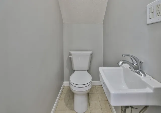 41st image of 54 Green Street, Malden, MA 02148 | MLS# 73557384