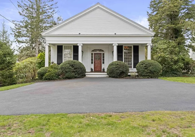 1st image of 599 Moraine St, Marshfield, MA 02050 | MLS# 73509539