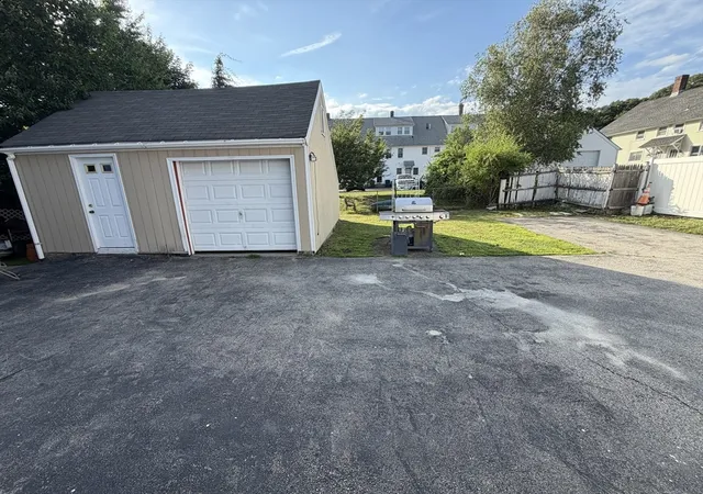5th image of 38 C St #38, Whitinsville, MA 01588 | MLS# 73542553