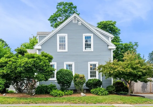 Homes for sale in Beverly, MA | 50 Hale St #50, Beverly, MA 01915 | MLS# 73537323