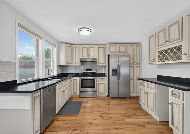 Homes for sale in Methuen, MA | 524 Lowell St, Methuen, MA 01844 | MLS# 73537446