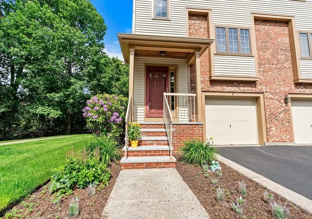 Homes for sale in Canton, MA | 121 Revere St #M, Canton, MA 02021 | MLS# 73534993