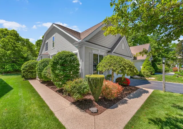 1st image of 9 Canoe Lndg, Plymouth, MA 02360 | MLS# 73562184