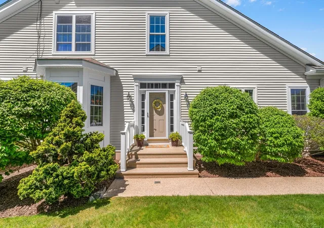 2nd image of 9 Canoe Lndg, Plymouth, MA 02360 | MLS# 73562184