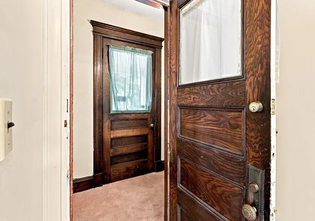 Photo 3 of House for sale at 33 Kenwood Ter, Springfield, MA 01108 | MLS# 73567786 | Listing updated on 2026-10-04