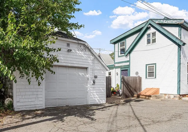 5th image of 142 Elliott Street, Beverly, MA 01915 | MLS# 73446471