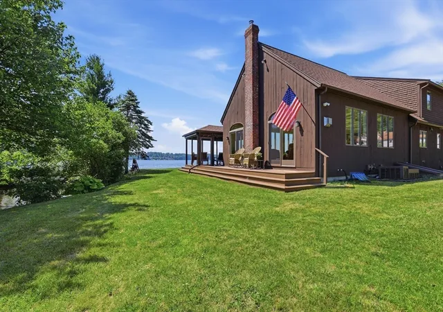 3rd image of 18 River Rd, North Brookfield, MA 01535 | MLS# 73524339