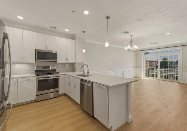 2nd image of 320 Middlesex Ave #A203, Medford, MA 02155 | MLS# 73562767