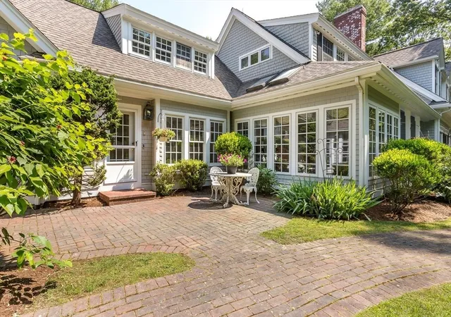 Photo 3 of Mansion for sale at 480 York St, Canton, MA 02021 | MLS# 73553456 | Listing updated on 2026-09-07